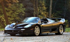 Siêu xe Ferrari F50 màu đen giá 79,6 tỷ đồng đẹp mê hoặc