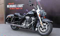 Xe đường trường Harley-Davidson giá hơn 1 tỷ đồng mới về Việt Nam