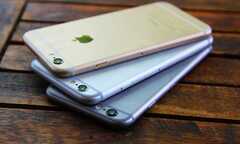 Smartphone giảm giá vẫn ế ẩm sau Tết