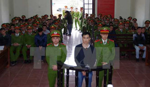 Vụ án mua bán 1415 bánh heroin: Đề nghị 11 án tử hình