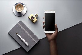 OPPO F3: Chuyên gia selfie góc rộng kế thừa 'đàn anh' F3 Plus