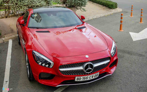 Cường Đô La chi 8 tỷ đồng mua thêm siêu xe Mercedes GT