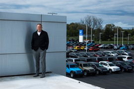 Ế ẩm, các hãng ô tô Mỹ ồ ạt giảm giá