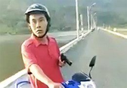 Phó phòng nông nghiệp dùng súng nhựa dọa người dân: Giao súng, nộp phạt 7,5 triệu đồng