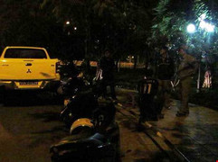 Thi thể người đàn ông treo cổ ở công viên