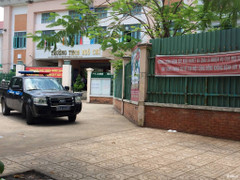 Bị đánh hội đồng, nữ sinh lớp 6 dùng hung khí đâm bạn trọng thương