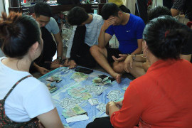 Bà bầu tổ chức chiếu bạc trong chung cư cao cấp ở Cần Thơ