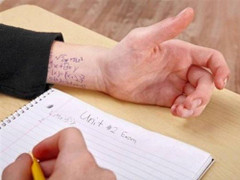 1001 chiêu trò quay cóp, gian lận trong thi cử của học sinh