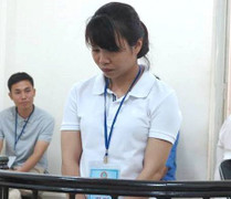 Nữ công an lừa chạy việc chiếm đoạt gần 16 tỷ bật khóc nức nở trước vành móng ngựa