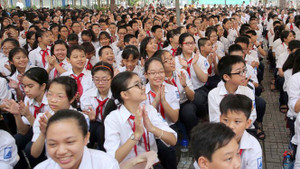 Trường THPT chuyên Hà Nội Amsterdam tuyển bao nhiêu học sinh lớp 6?