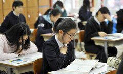 Nhiều học sinh Hàn Quốc tự tử vì áp lực thực hiện giấc mơ.. đại học
