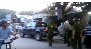 Nguyên nhân nam thanh niên cầm dao chặn đường, dọa chém hàng loạt người trên phố