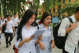 Thi THPT Quốc gia 2017: Thí sinh nhăn nhó than đề Toán khó