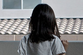 Bé gái 13 tuổi mang thai 6 tháng, cha mẹ hốt hoảng tố cáo gã hàng xóm