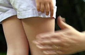 Gã hàng xóm nhiễm HIV bị tố xâm hại bé gái 11 tuổi