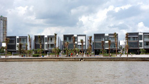 Thảo Điền Sapphire sai phạm nghiêm trọng khi lấn sông Sài Gòn: Sẽ cưỡng chế tháo dỡ