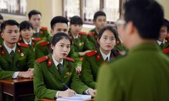 30 điểm trượt đại học: Điểm cộng có công bằng cho học sinh thành phố?