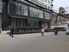 Công an nghi thang máy chung cư Capital Garden bị chính cư dân phá