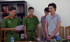 Quây đánh, đốt xe chủ doanh nghiệp vì nghi thôi miên bắt cóc trẻ em: Bắt tạm giam 3 nghi phạm