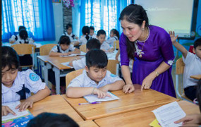 Ngành sư phạm 'rớt giá' thảm hại, Bộ GD&ĐT họp khẩn