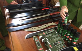 Công khai bán vũ khí nóng trên mạng xã hội