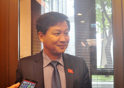 Vừa ngồi ghế nóng, Tổng Thanh tra tới tấp nhận tin nhắn tố cáo