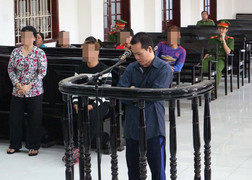 Hiếp dâm bé gái nhiều lần đến mang thai, 'yêu râu xanh' lãnh án chung thân