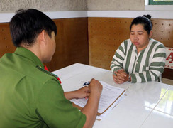 Vào bệnh viện chăm cháu, trộm luôn trẻ sơ sinh