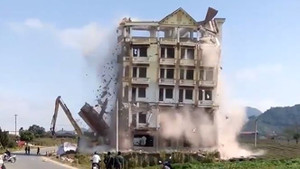 Mộc Châu đánh sập 'lâu đài ma túy' của Tàng KeangNam