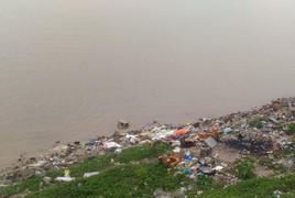 Phát hiện thi thể người đàn ông lõa thể trên sông Lam