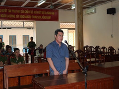 Kẻ nhẫn tâm bóp cổ người tình đến chết lĩnh 17 năm tù