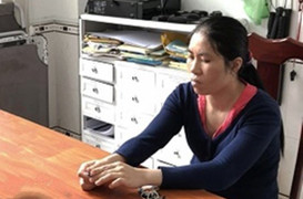 Vợ siết cổ giết chết chồng trong đêm