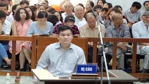 Lừa đảo góp vốn 2.700 tỷ đồng, tiến sỹ 'làm giàu không khó' bị đề nghị án chung thân