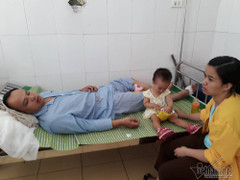 Vụ lật tàu hỏa thảm khốc ở Thanh Hoá: Khách kể phút ôm con 1 tuổi lộn nhào xuống ruộng