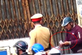 CSGT ‘làm luật’ như ảo thuật: Lãnh đạo Công an Hà Nội thông tin mới nhất