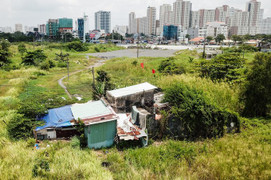 Hiện trạng nham nhở, xuống cấp của 4,3 ha đất bị thu hồi sai ở Khu đô thị Thủ Thiêm