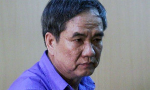 Hơn 3 năm tù cho bác sĩ bán ma túy cho con nghiện