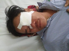 Khởi tố người phụ nữ đâm mù mắt con nợ