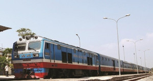 Đường sắt Bắc - Nam lạc hậu, cấp thêm 7.000 tỷ đồng như 'muối bỏ bể'