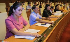 Quốc hội thông qua Luật Phòng chống tham nhũng và 7 luật khác