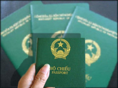 TP.HCM cấm cán bộ đi nước ngoài tham quan, học tập từ nay đến Tết