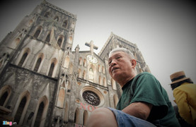 Trải nghiệm đêm Noel của ông lão 22 năm kéo chuông Nhà thờ Lớn Hà Nội