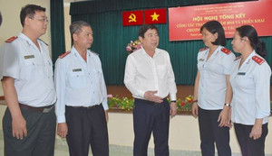 Chủ tịch TP.HCM: Có tình trạng sai nhiều nhưng chỉ bị khiển trách, phê bình