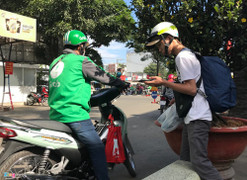Tài xế Grab dùng chiêu trò 'chặt chém' khách hàng sau Tết