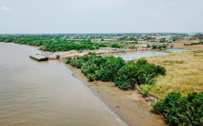 Dự án KCN Cầu cảng Phước Đông: Ưu đãi biến thành ngược đãi?