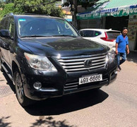 Lexus biển tứ quý đâm vào đám tang: Tài xế vừa viếng cha bạn thân