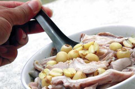 Dạ dày lợn, óc lợn cũng là vị thuốc