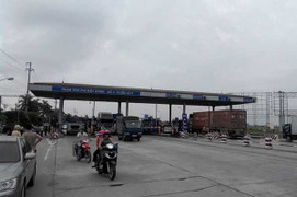 Phí Quốc lộ 5 quá cao, dân bán ô tô đi xe máy