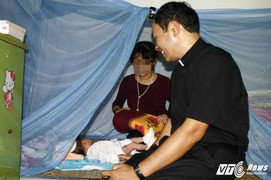 'Cứu tinh' của những bà mẹ 'tuổi trăng tròn' bị gia đình chối bỏ