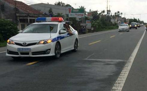 Thủ tướng yêu cầu các Thứ trưởng không ngồi xe riêng khi tháp tùng